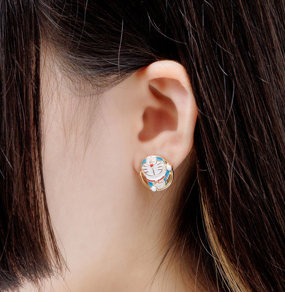 未來百貨限定 多啦A夢穿越環耳環