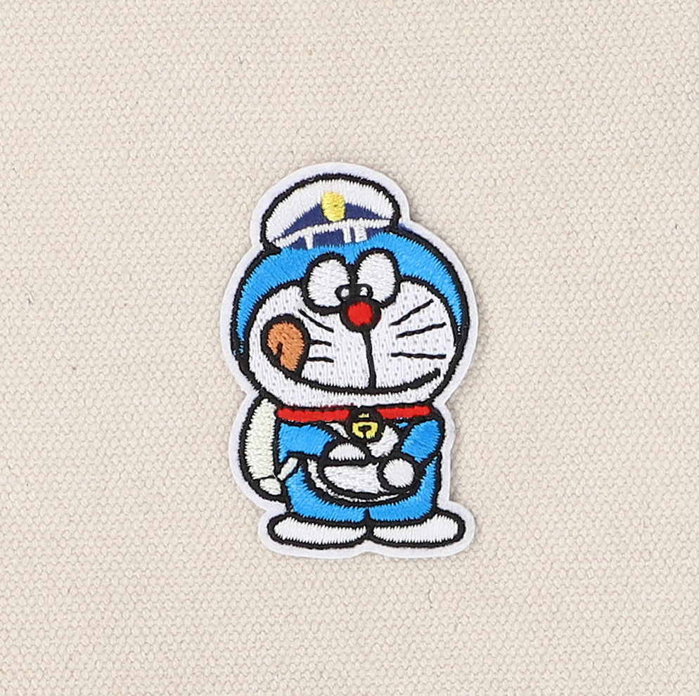 未來百貨限定 多啦A夢電影刺繡章