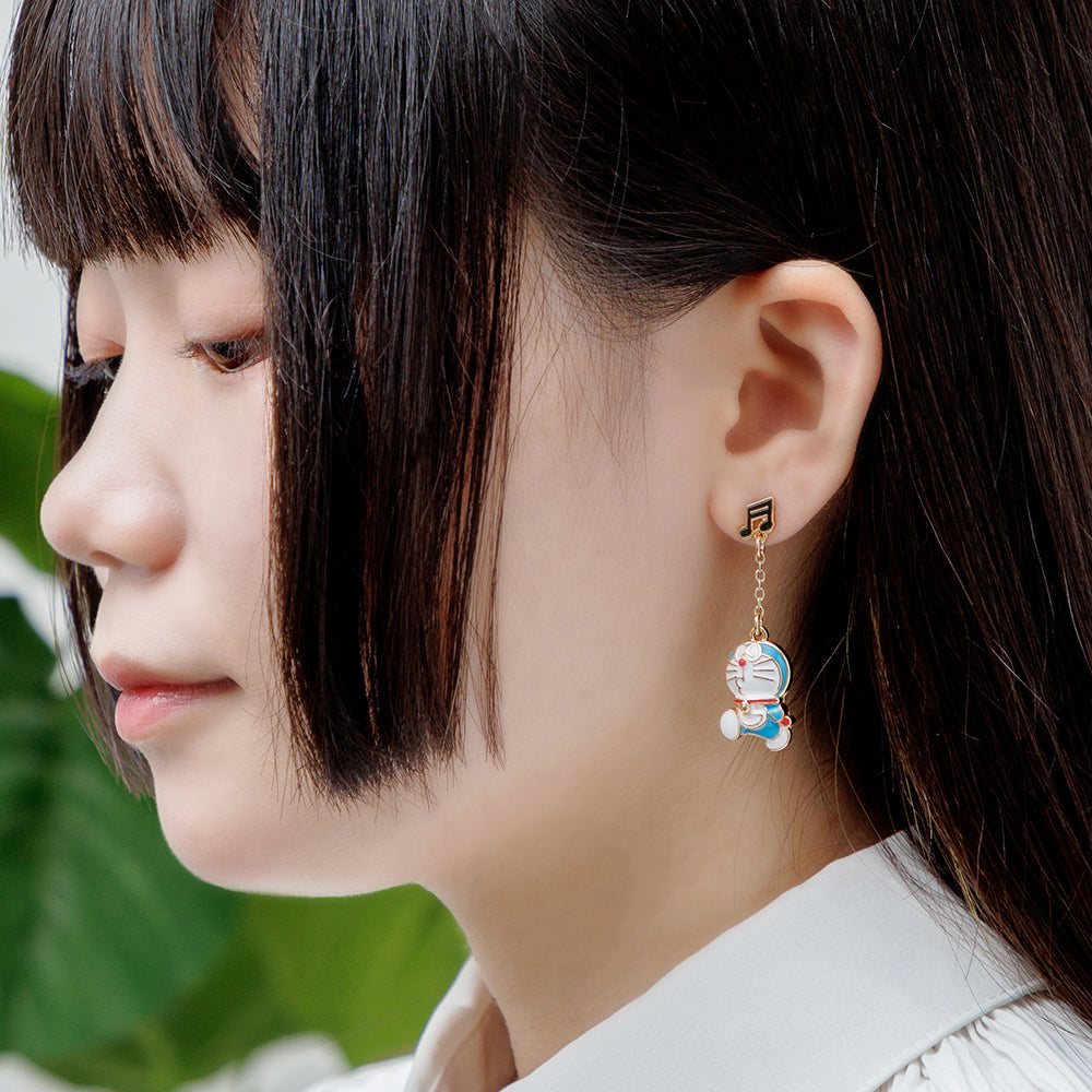 未來百貨限定 多啦A夢嘟咀耳環