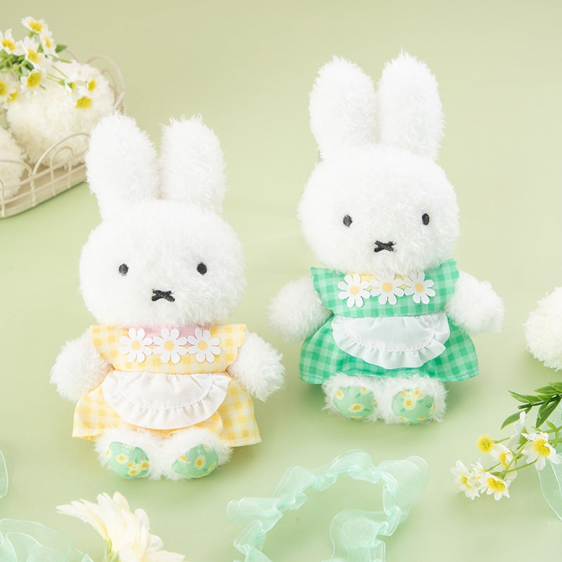 Miffy Flower 洋甘菊花花圍裙公仔掛飾(黃色衫)