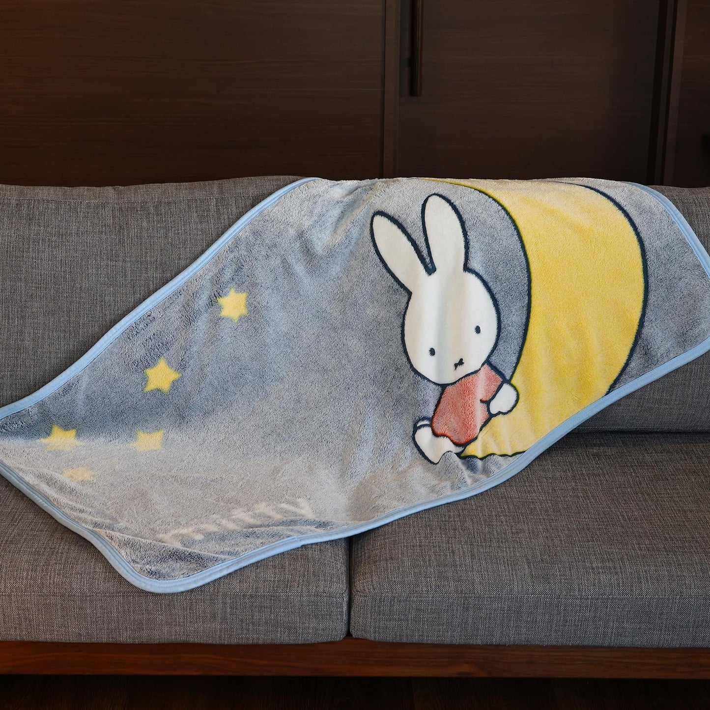 Miffy月亮灰色毛毛Blanket