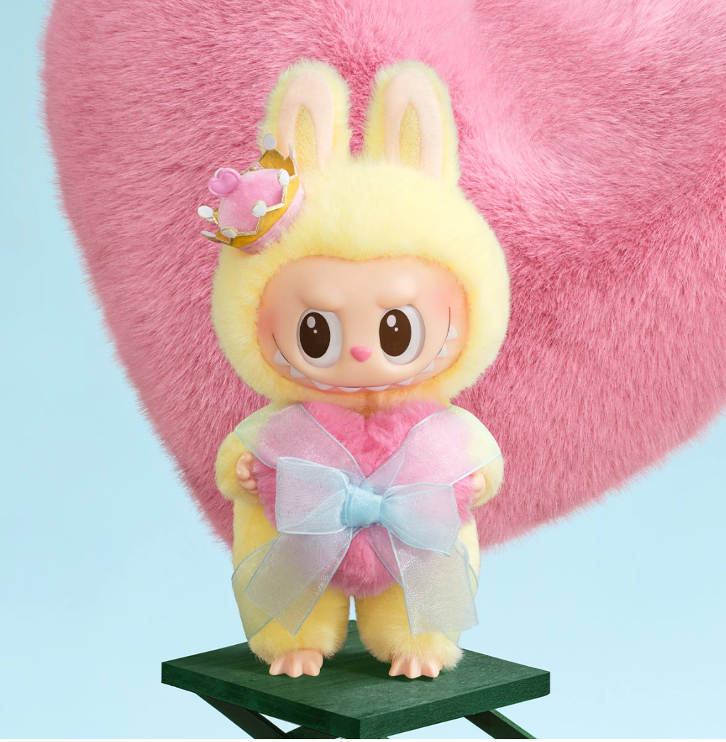 POP MART Labubu The Monsters 象棋大冒險系列 搪膠毛絨吊卡 皇后