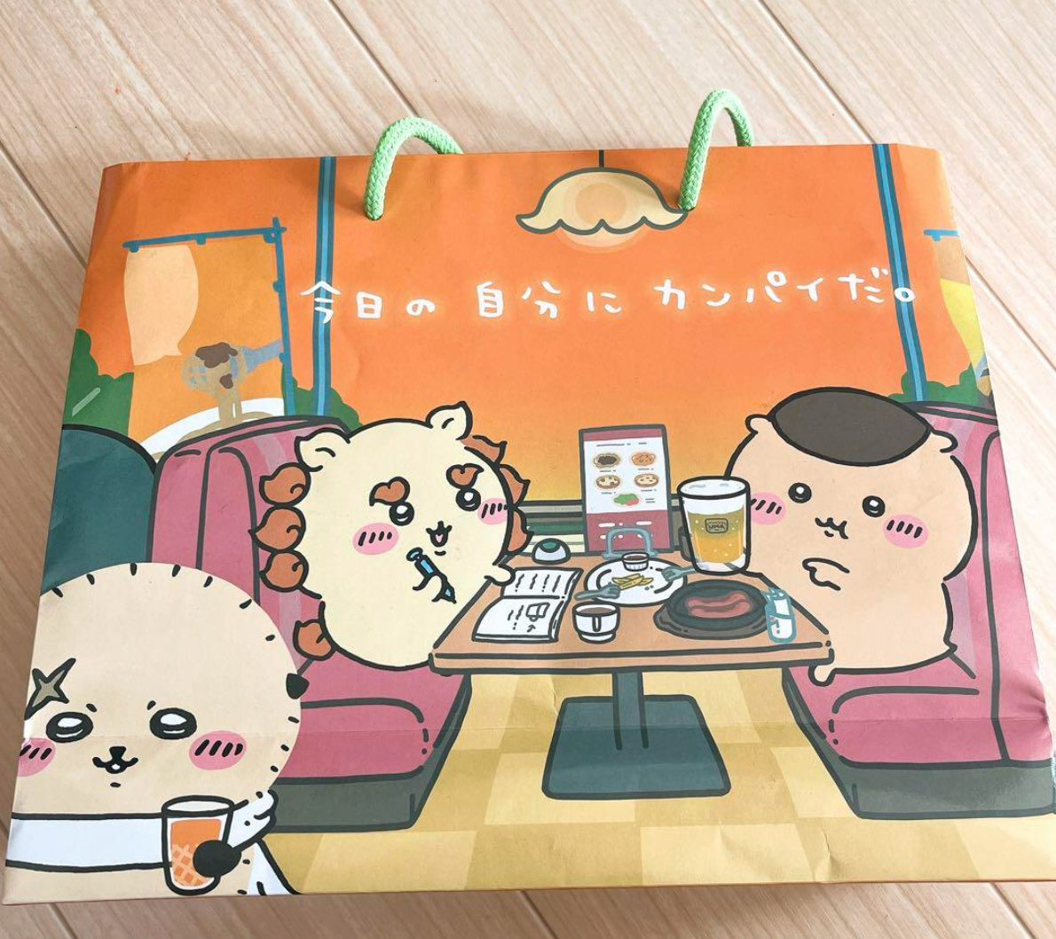 Chiikawa 餐廳特典紙袋