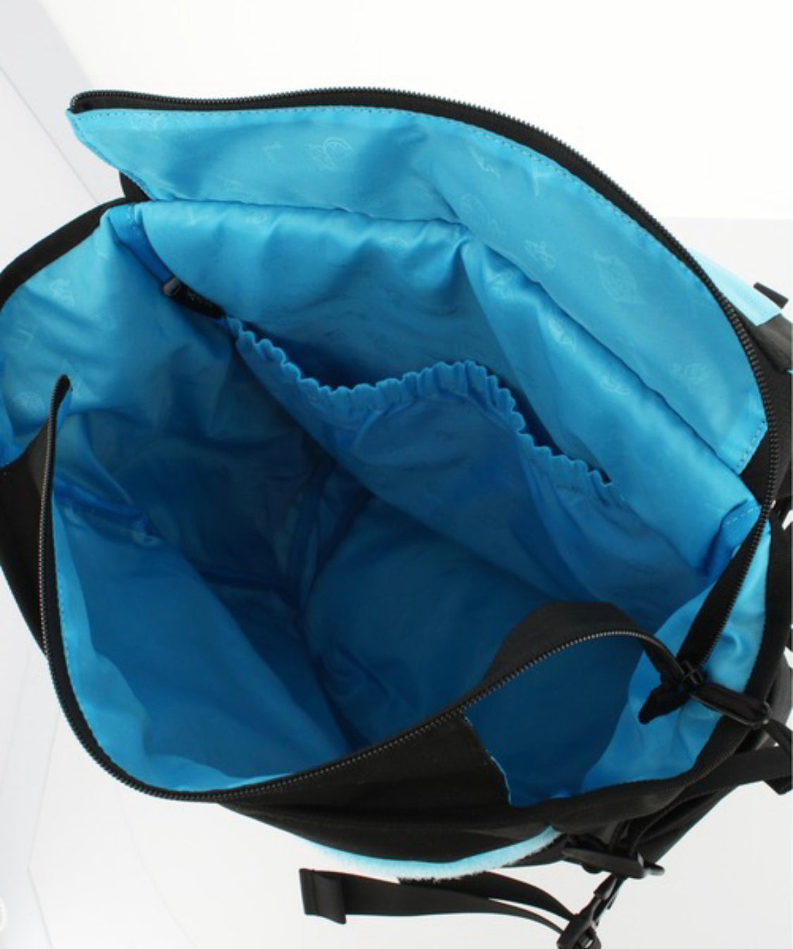 Ficce Brave X 多啦A夢背包 B款