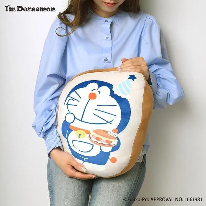 Flowering 多啦A夢2025生日 Cushion