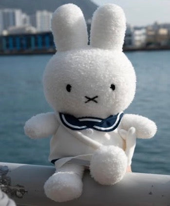 Miffy 韓國釜山限定 水手造型大公仔