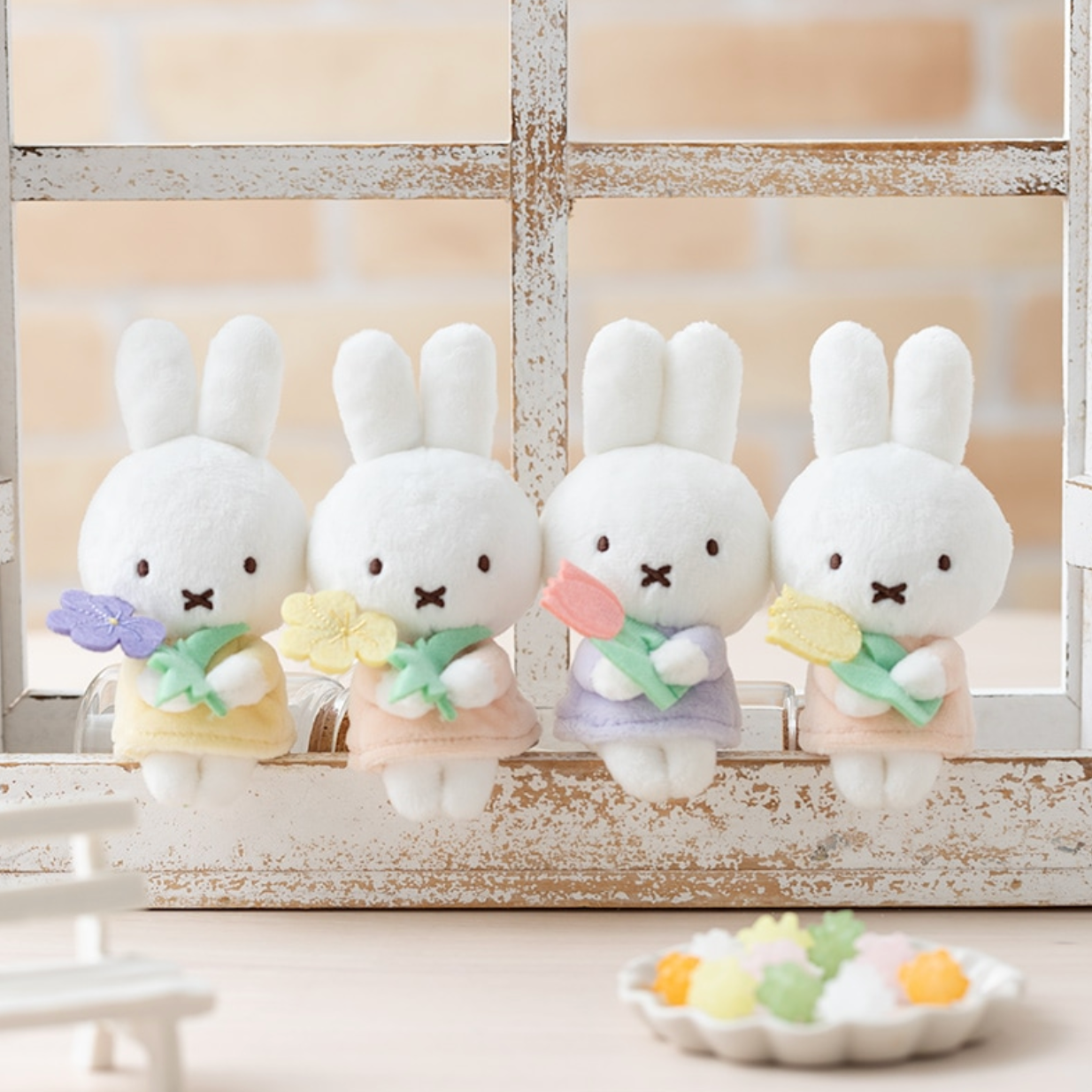 Miffy Flower 坐坐款Tulip Rose 公仔