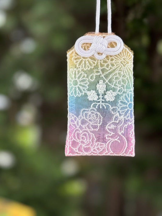 札幌諏訪神社限定 雪花蕾絲鏤空御守