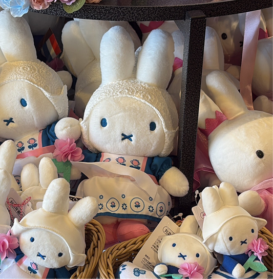 MIFFY 豪斯登堡限定 荷蘭民族服大公仔