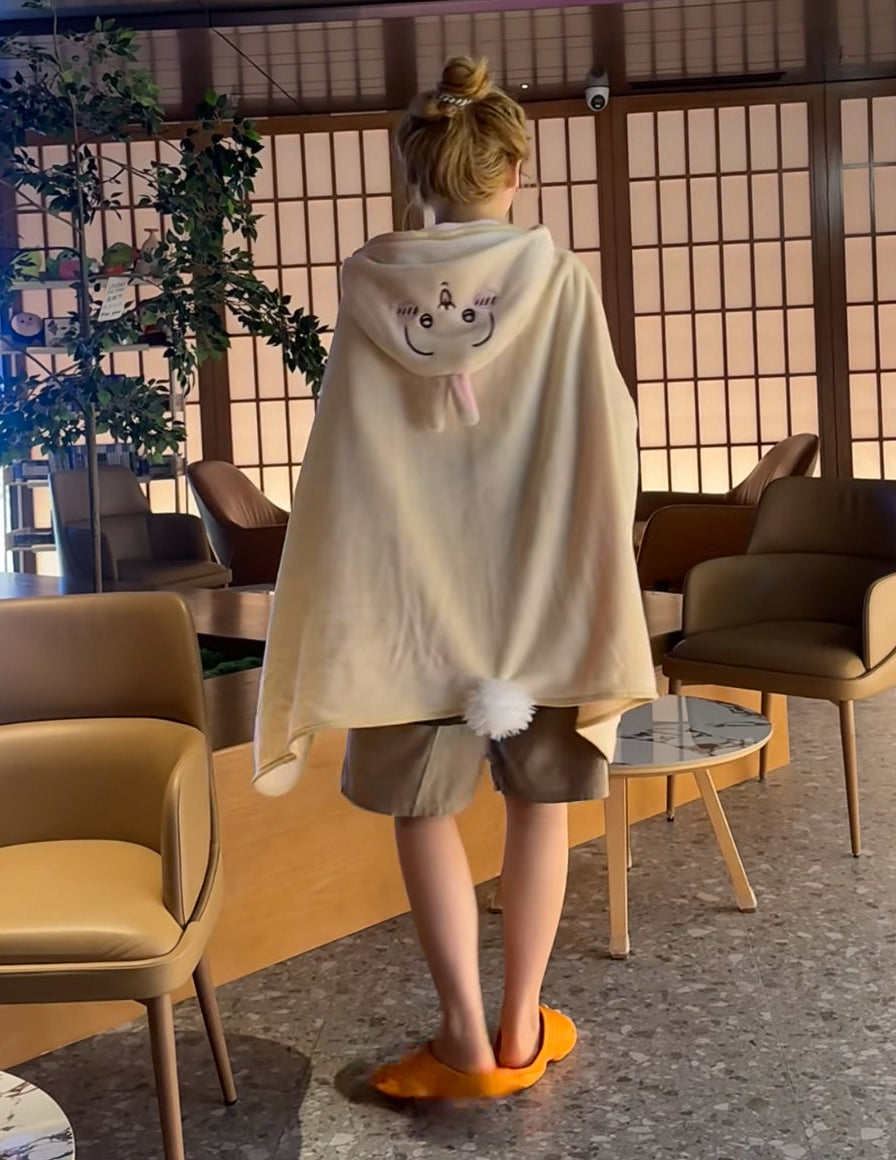 Miniso x Chiikawa 斗篷型毛絨毛毯