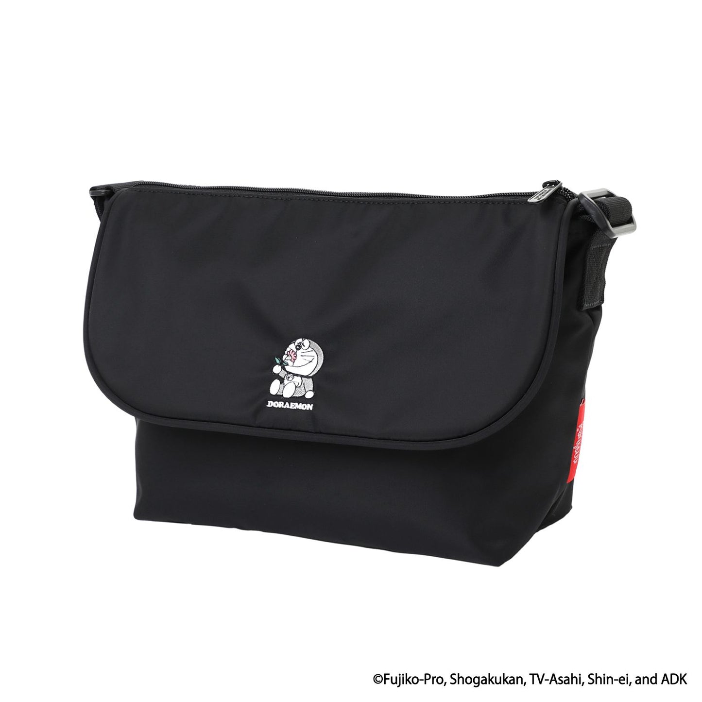 多啦A夢x Manhattan NYLON MESSENGER BAG