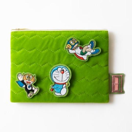 不二雄館限定多啦A夢草地Pouch