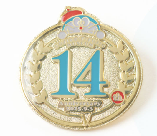 不二雄館限定 多啦A夢14周年Pin