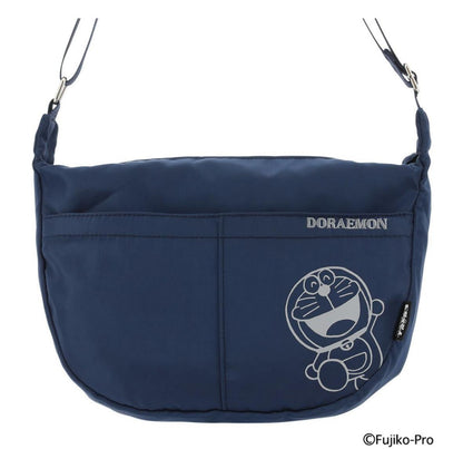 Sacbar 多啦A夢舉手笑斜孭袋