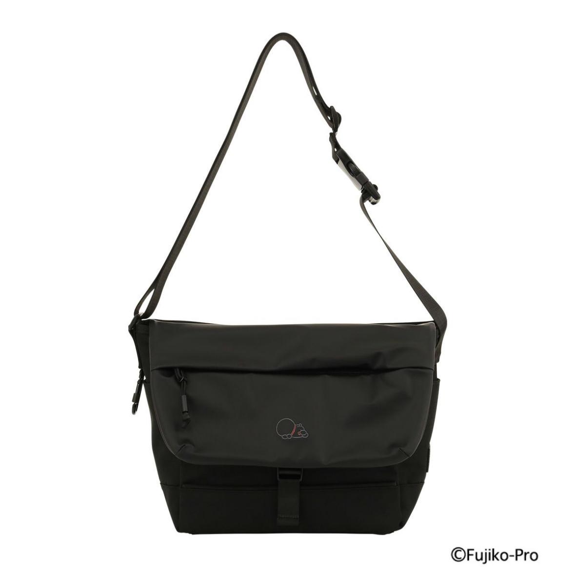 Sacbar 多啦A夢攤地型格大單肩包