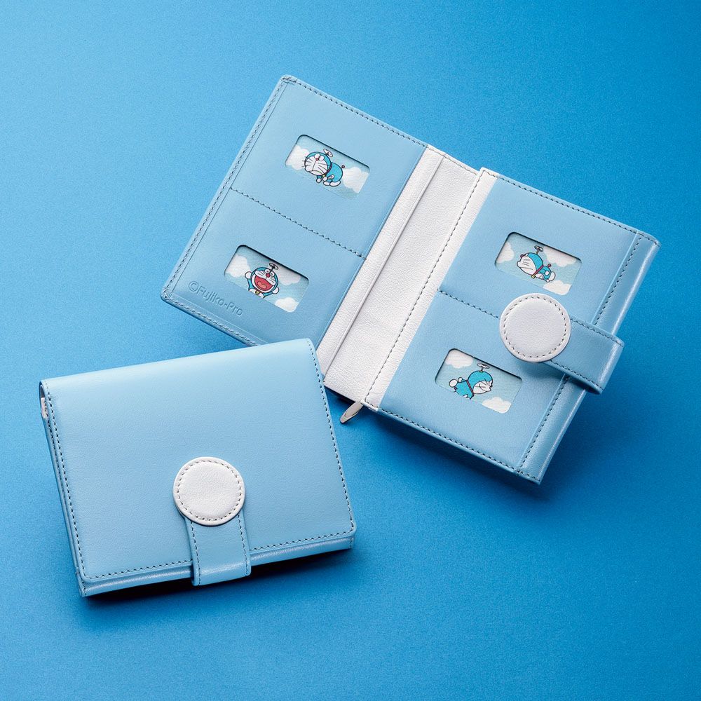多啦A夢手造型銀包