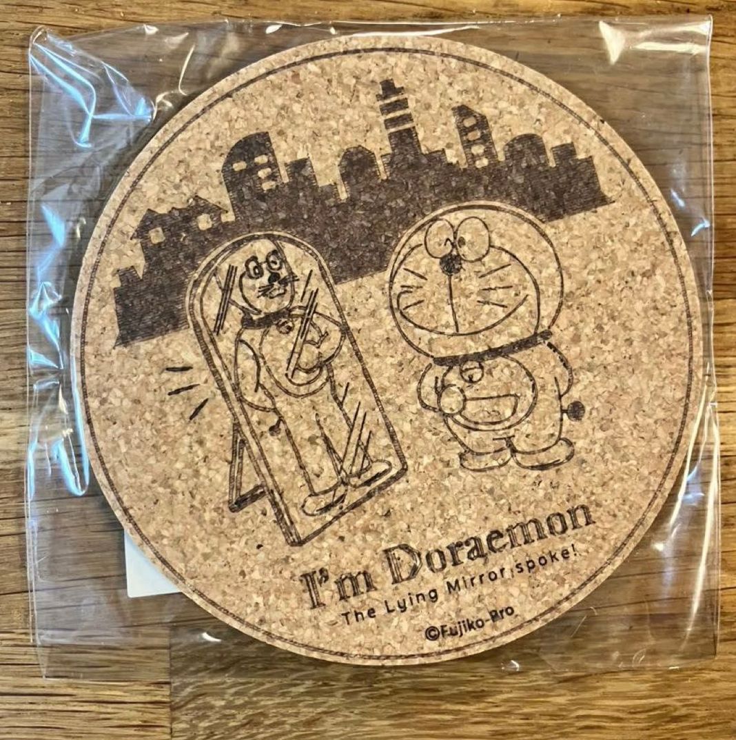 多啦A夢非賣品 靚仔多啦杯墊
