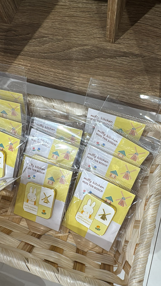 Miffy Kitchen x Hus Ten Bosch 襟章
