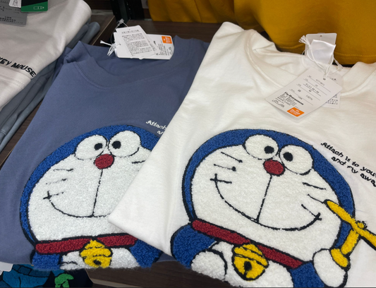 多啦A夢刺繡毛毛Tee