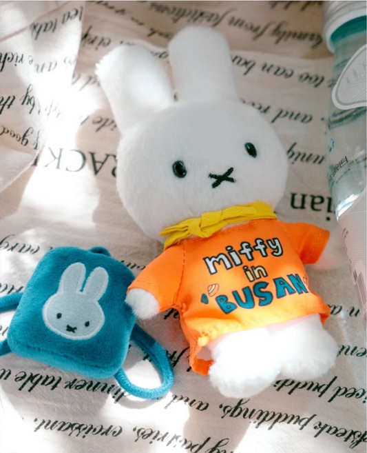 (11月到貨)Miffy 韓國釜山限定 孭書包公仔公仔掛件