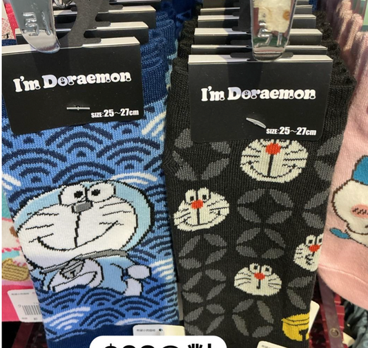 多啦A夢和風短襪