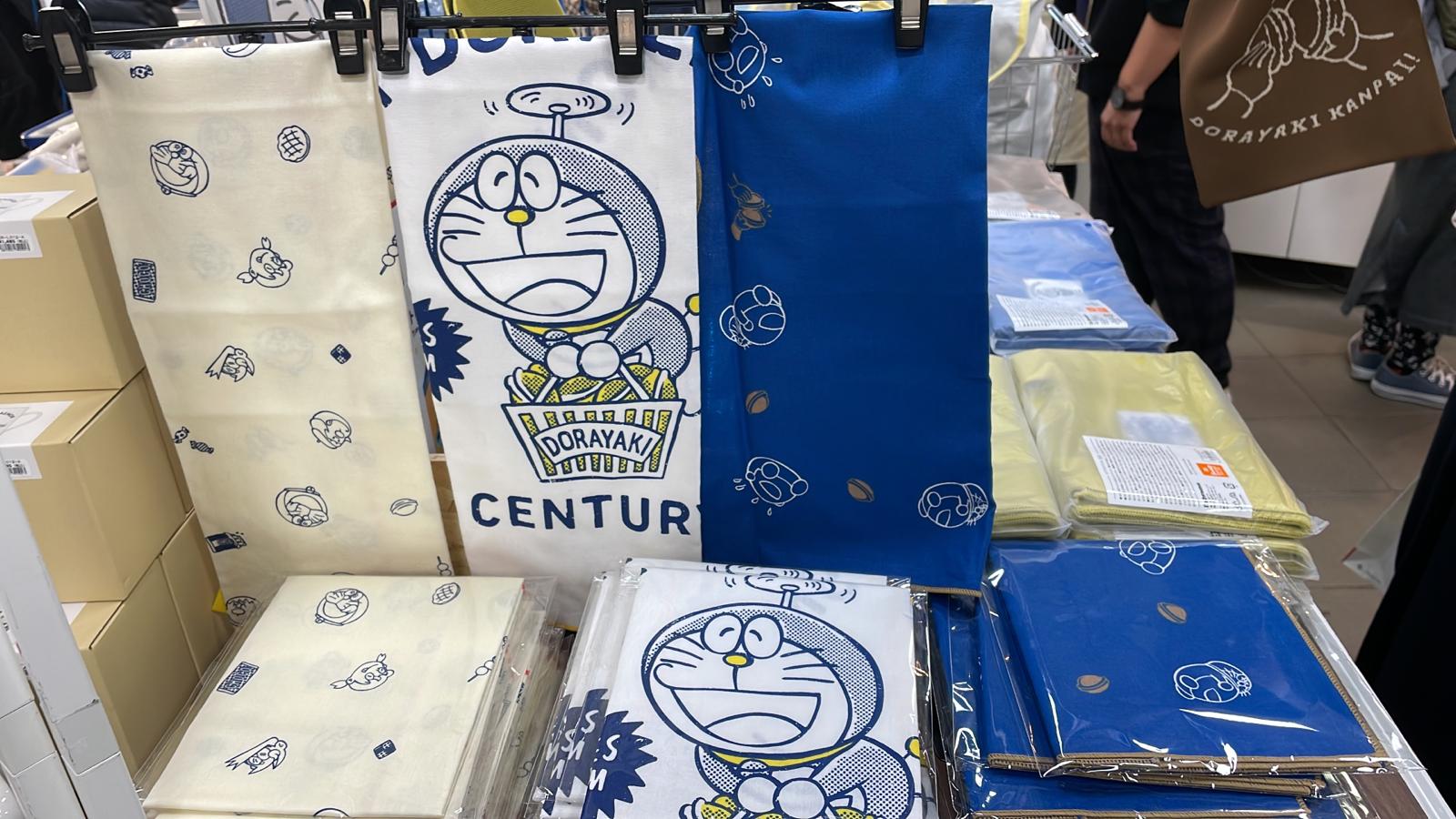 Flowering 多啦A夢 Mulch Cloth