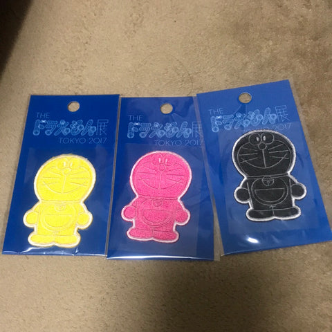 多啦A夢展刺繡章