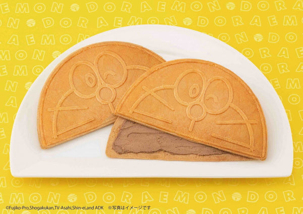 多啦A夢Tokyo Banana半月夾心餅