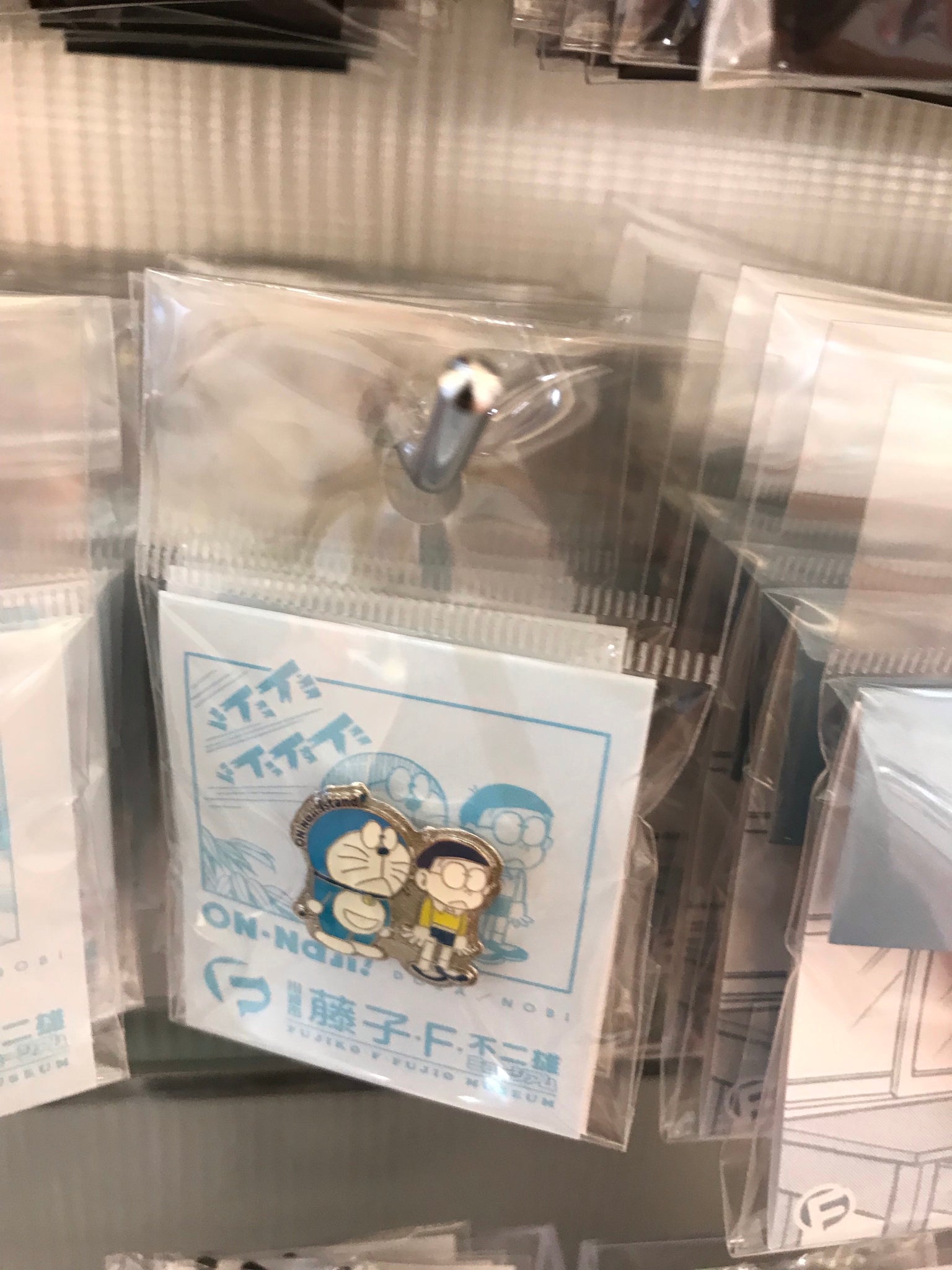 不二雄館限定Pin Y